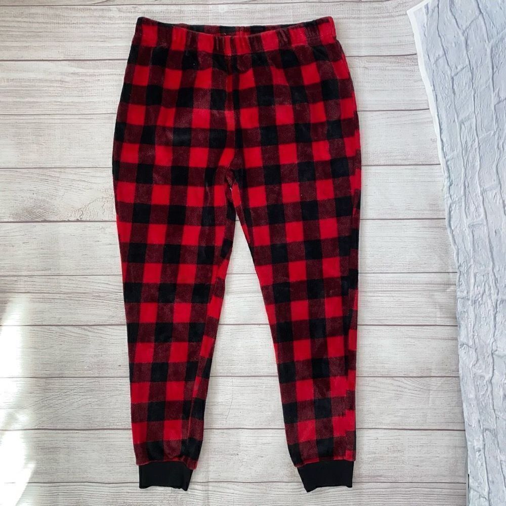Secret treasures pull on checkered print plush jogger PJ’s red & black sz XL